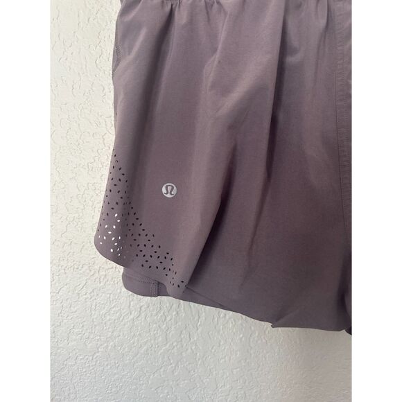 Lululemon Laser Speed Train Short Size 8 - Picture 6 of 8